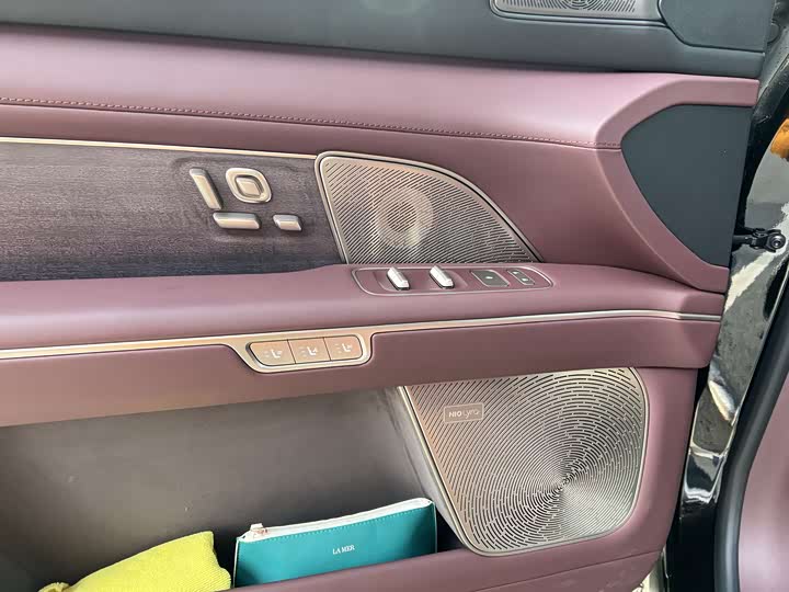 Nio ES8 2026 2026款 六座行政豪华版