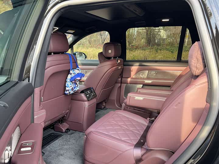 Nio ES8 2026 2026款 六座行政豪华版