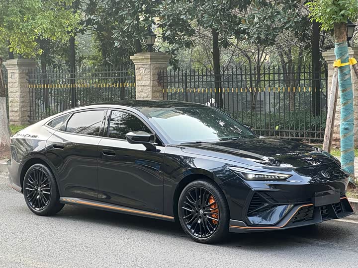 Changan UNI-V 2025 2025款 第三代 2.0T 劲擎型