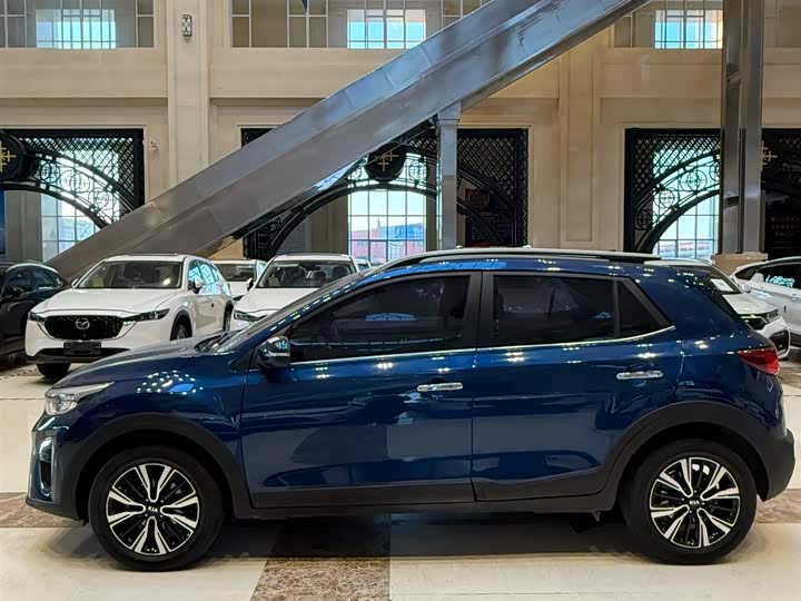 Kia KX1 2021 2021款 1.4L CVT天窗款