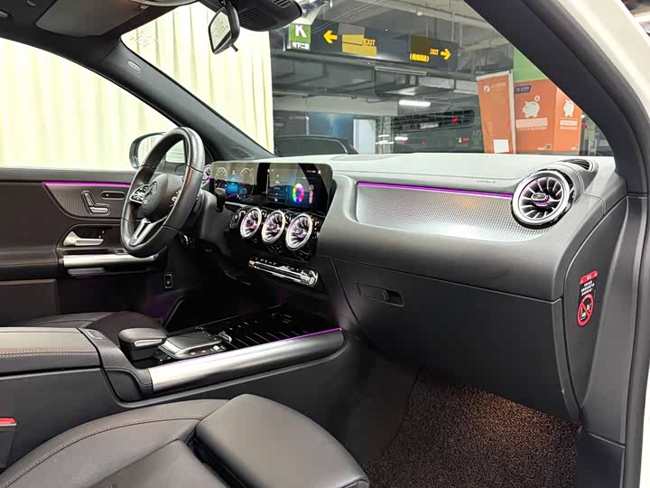 Mercedes-Benz EQA 2022 2022款 EQA 260