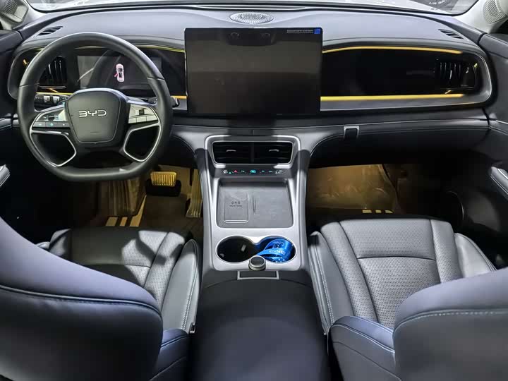 BYD Sea Lion 07 DM-i Hybrid 2025 2025款 150 领航+版