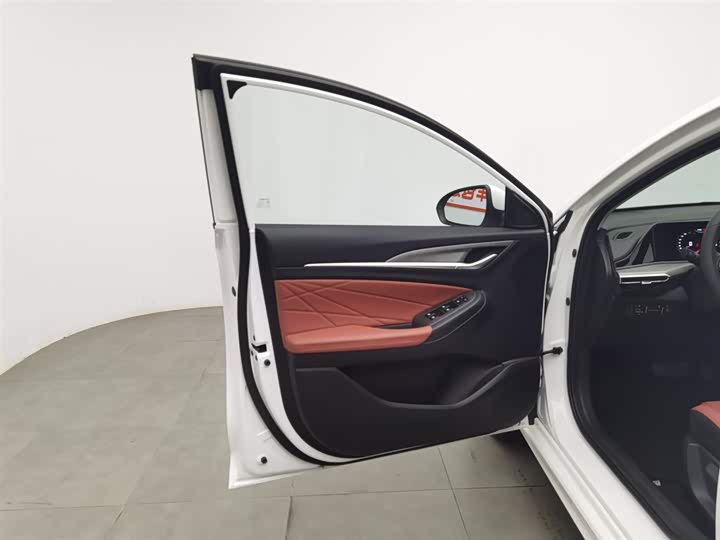 Changan Eado Plus 2025 2025款 PLUS 1.4T 双离合高能版