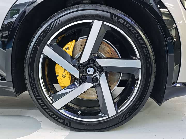 Xiaomi YU7 2025 2025款 超长续航高性能四驱Max版