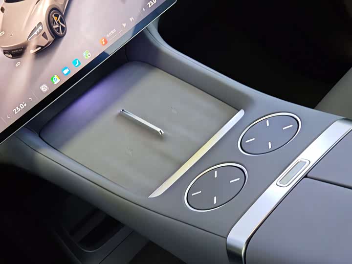 Xiaomi YU7 2025 2025款 超长续航高性能四驱Max版