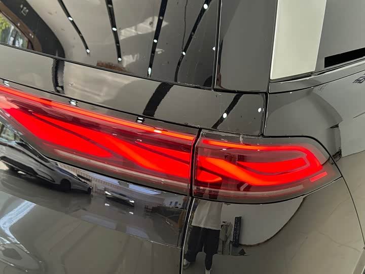 BYD Xia 2025 2025款 DM-i 1.5T 180km 卓越型