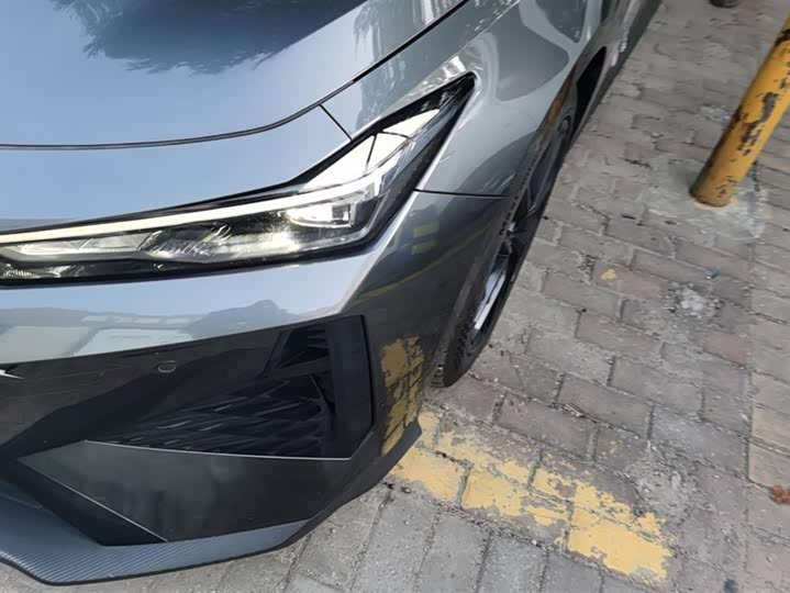 Changan UNI-V 2024 2024款 1.5T 尊贵型