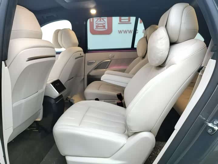 Nio Onvo L90 2025 2025款 Max 六座版