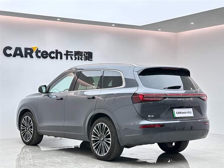 Aito M7 2024 2024款 1.5T 后驱Plus版 6座