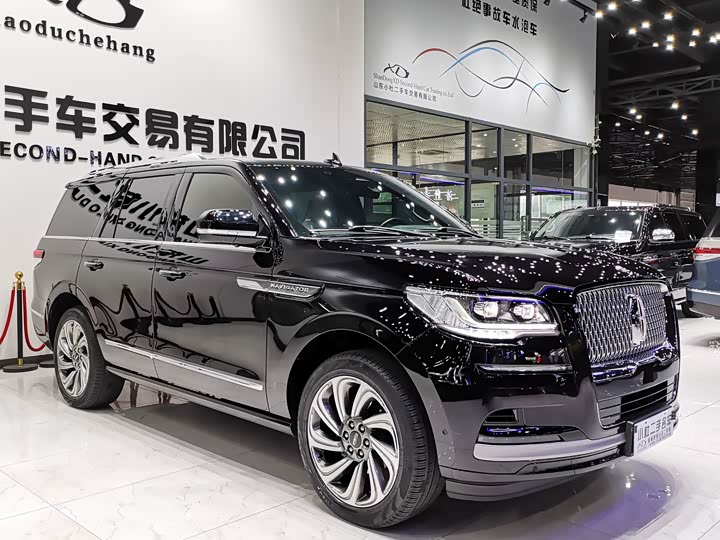 Lincoln Navigator 2022 2022款 3.5T 尊耀版