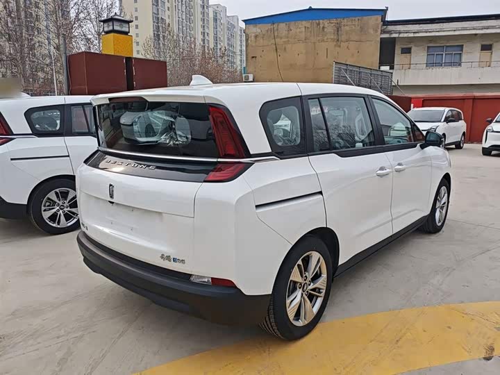 Bestune NAT 2022 2022款 舒享出行版 100kW 425km