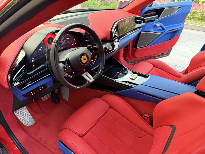 Ferrari Purosangue 2023 2023款 6.5L V12