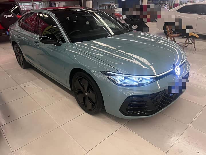 Volkswagen Passat 2025 2025款 Pro 380TSI 星空龙尊版