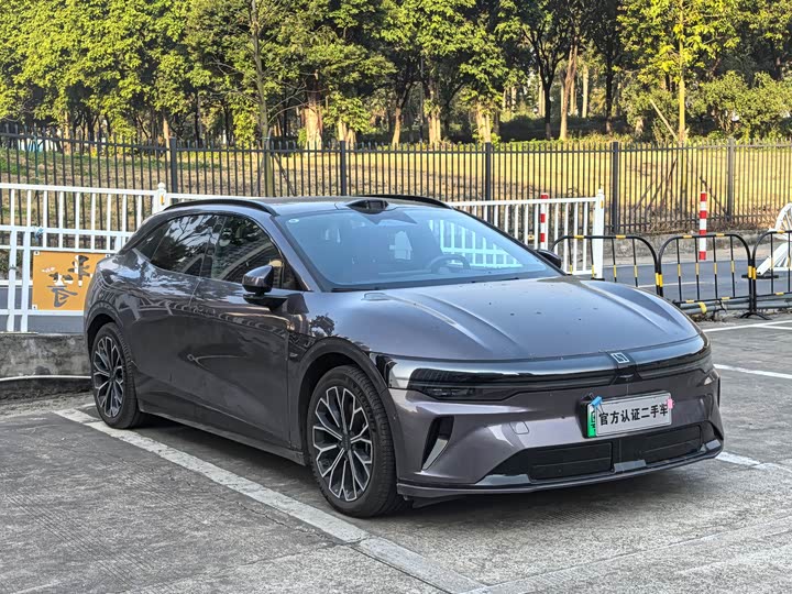 Zeekr 007 GT 2025 2025款 后驱智驾版 75kWh