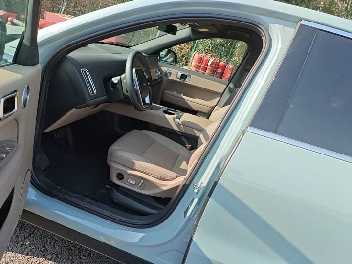 LiXiang L6 2025 2025款 Max 智能焕新版