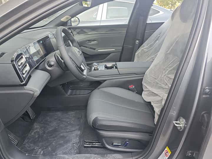 BYD Qin L 2025 2025款 DM-i 智驾版 120KM领先型