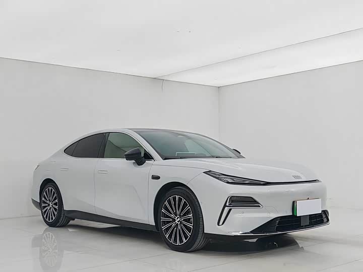 Geely Galaxy Starshine 8 EM-i 2025 2025款 130km EM-i 旗舰版