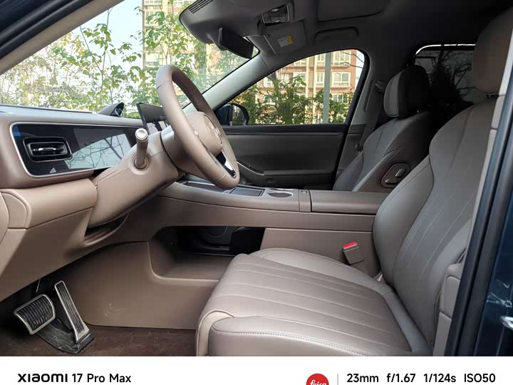 Aito M7 2026 2026款 增程 Max四驱版 5座