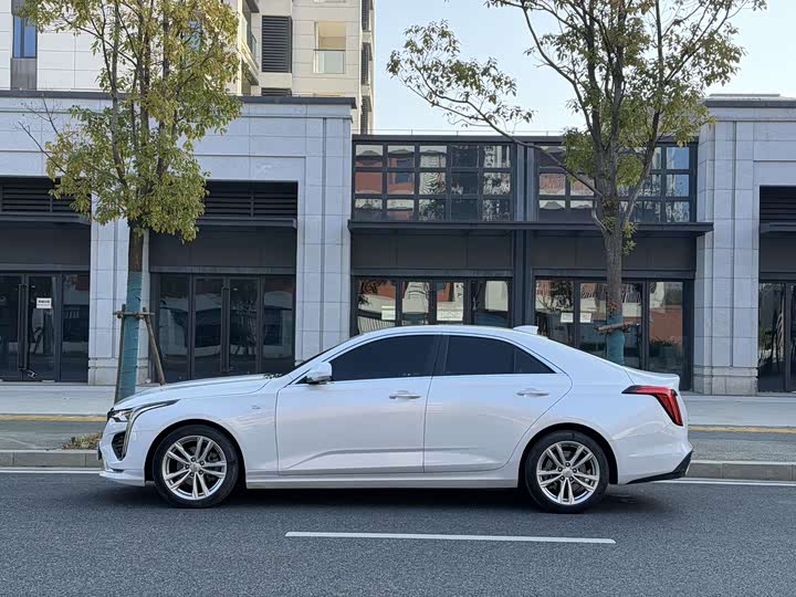 Cadillac CT4 2023 2023款 25T 风尚型