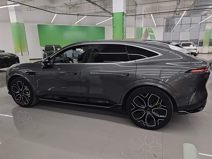 Avatr 11 2024 2024款 730 三激光后驱奢享版