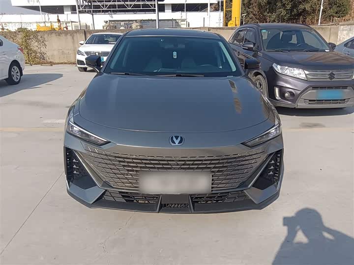 Changan UNI-V Hybrid 2023 2023款 智电iDD 1.5T 113km智趣型（飞快版）