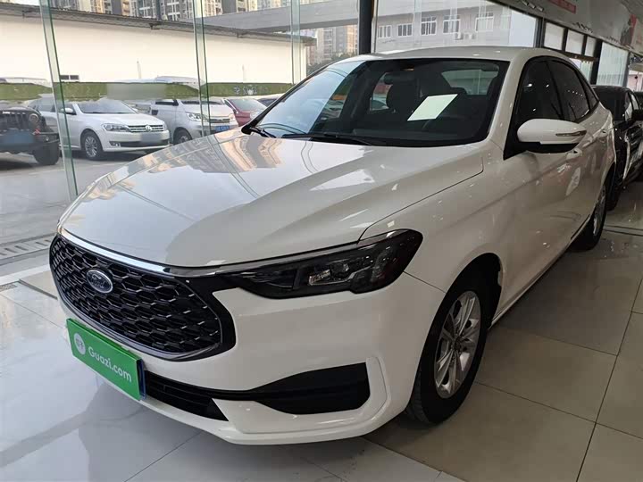 Ford Escort 2021 2021款 1.5L 自动黄金版