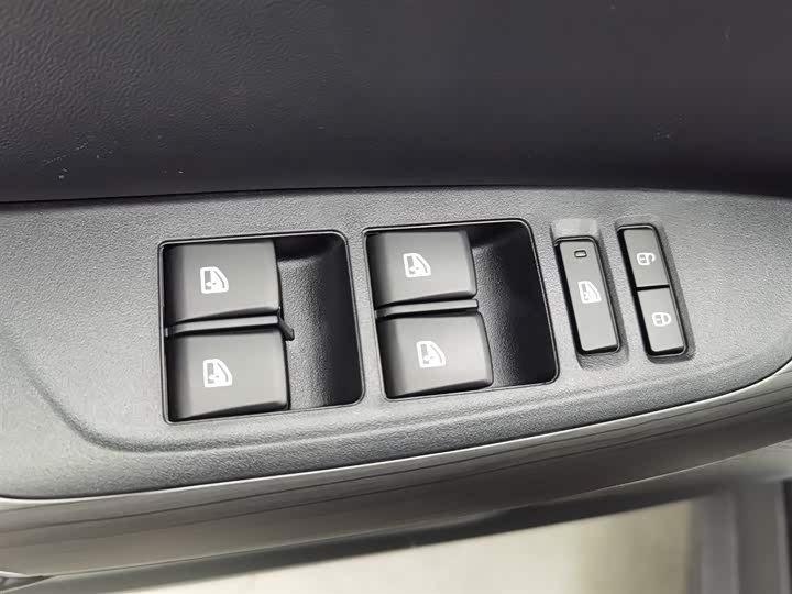 Changan Eado EV 2025 2025款 智慧新蓝鲸 145KM 战舰版