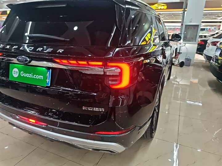 Ford Explorer 2023 2023款 EcoBoost 285 四驱钛金版 7座