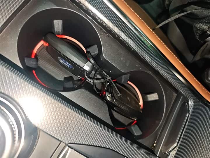 Ford Explorer 2023 2023款 EcoBoost 285 四驱钛金版 7座