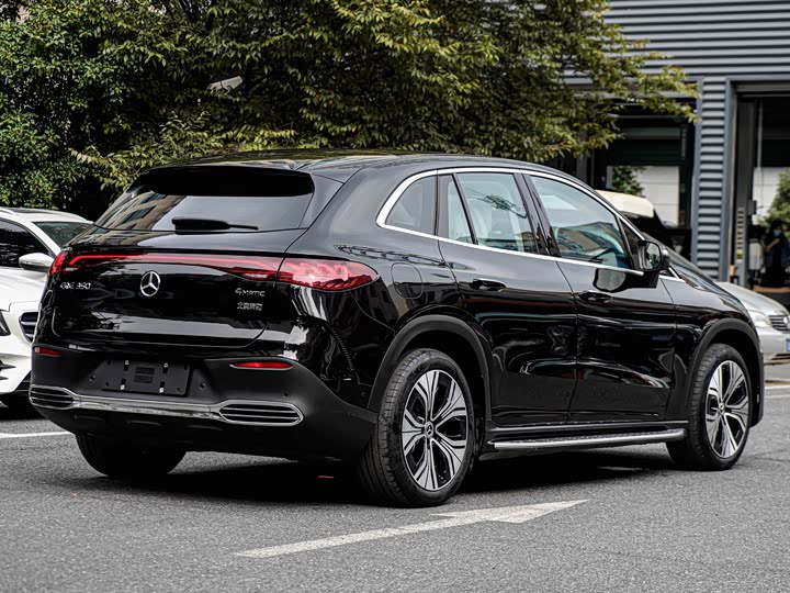 Mercedes-Benz EQE SUV 2023 2023款 350 4MATIC 豪华版
