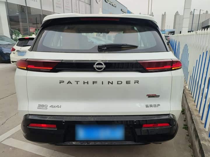 Nissan Pathfinder 2024 2024款 380VC-TURBO 四驱智尊版 6座