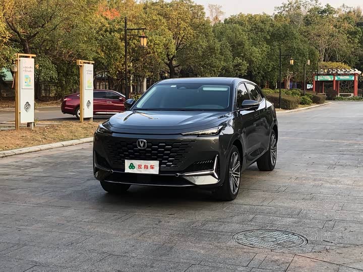 Changan UNI-K 2021 2021款 2.0T 尊贵型