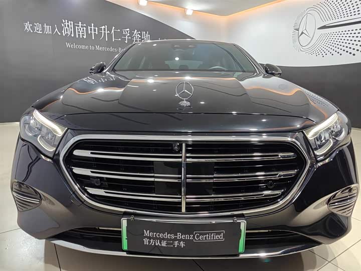 Mercedes-Benz E-Class Hybrid 2024 2024款 E 350 e L 插电式混合动力轿车