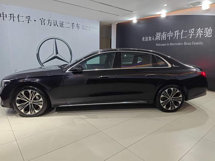 Mercedes-Benz E-Class Hybrid 2024 2024款 E 350 e L 插电式混合动力轿车