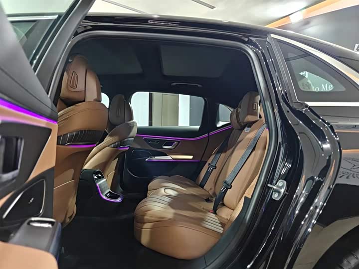 Mercedes-Benz E-Class Hybrid 2024 2024款 E 350 e L 插电式混合动力轿车