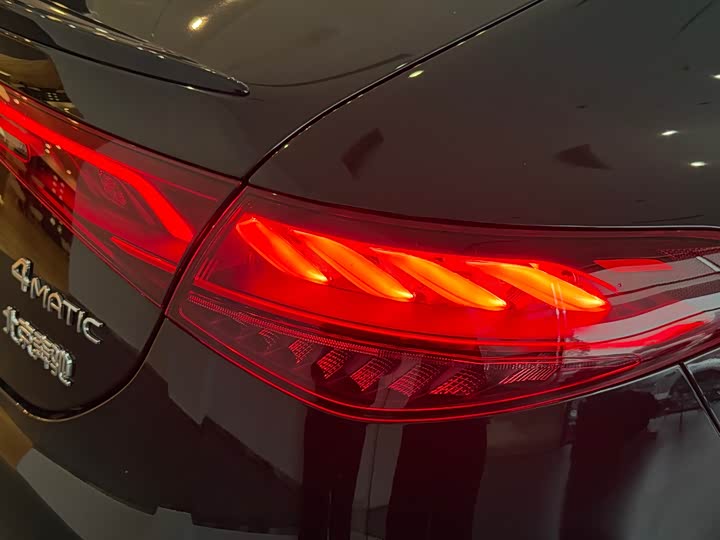 Mercedes-Benz EQE 2025 2025款 500 4MATIC 先锋版