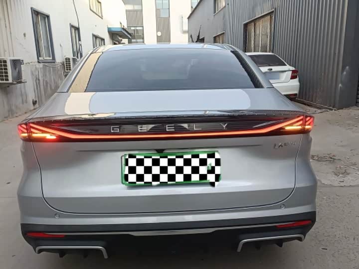 Geely Galaxy L6 2025 2025款 EM-i 140km 星舰版