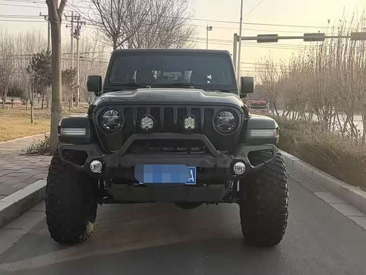 Jeep Gladiator 2022 2022款 3.6L 先行版