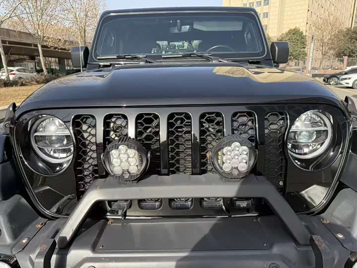 Jeep Gladiator 2022 2022款 3.6L 先行版