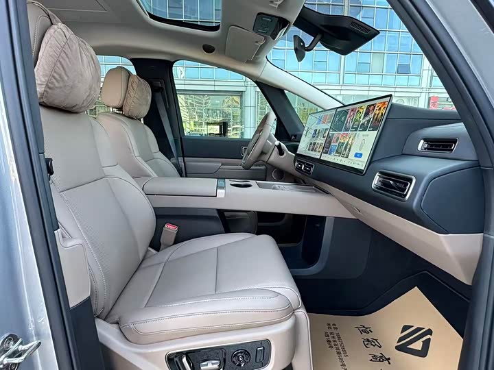 LiXiang Mega 2025 2025款 Home 家庭特别版