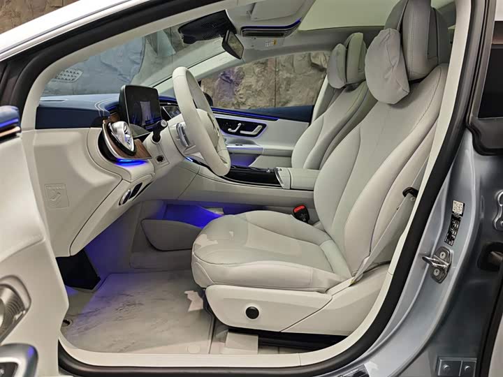 Mercedes-Benz EQE 2025 2025款 500 4MATIC 先锋版