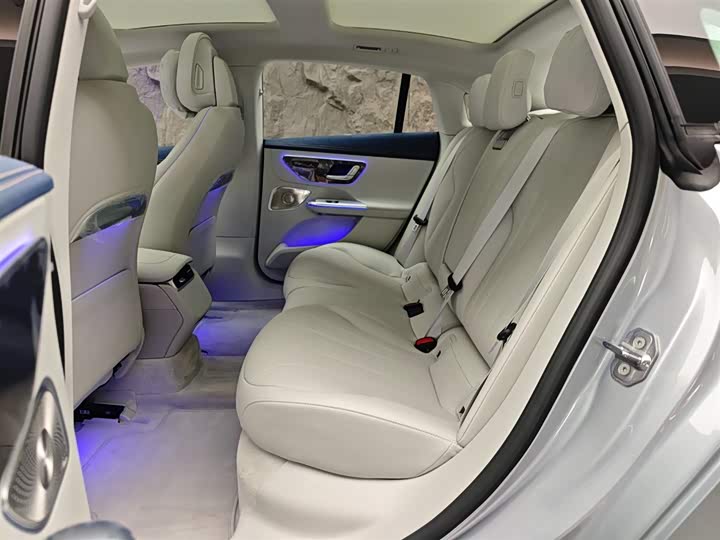 Mercedes-Benz EQE 2025 2025款 500 4MATIC 先锋版