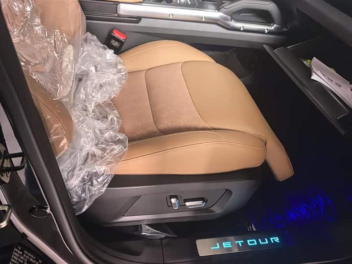 Jetour T2 2025 2025款 2.0TD DCT XWD穿越+