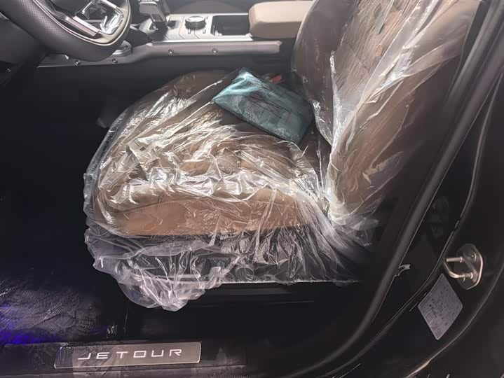 Jetour T2 2025 2025款 2.0TD DCT XWD穿越+