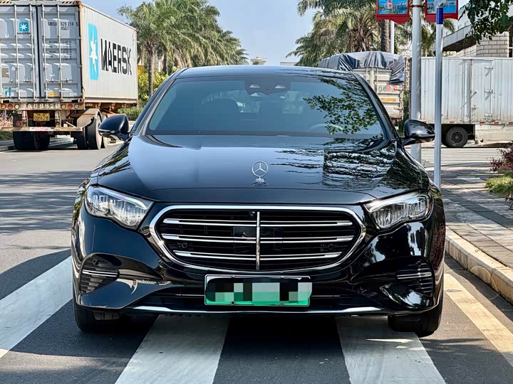 Mercedes-Benz E-Class Hybrid 2024 2024款 E 350 e L 插电式混合动力轿车