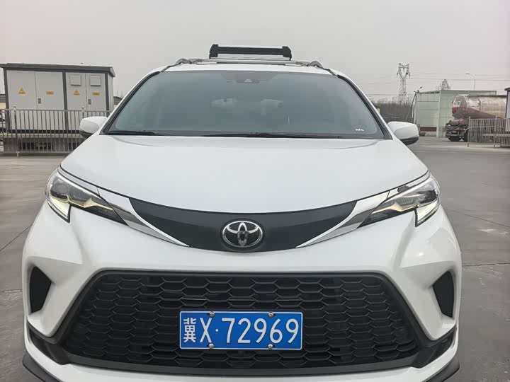 Toyota Granvia 2024 2024款 2.5L混动 舒适版