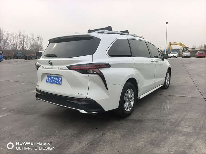 Toyota Granvia 2024 2024款 2.5L混动 舒适版