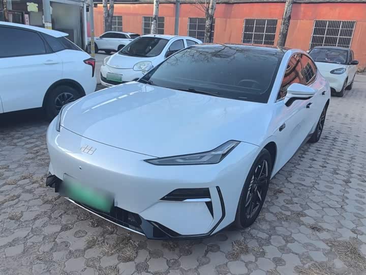 Geely Galaxy E8 2024 2024款 550km 后驱龙腾版