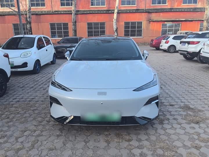 Geely Galaxy E8 2024 2024款 550km 后驱龙腾版