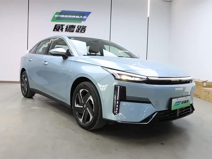 2025 Geely Galaxy L6